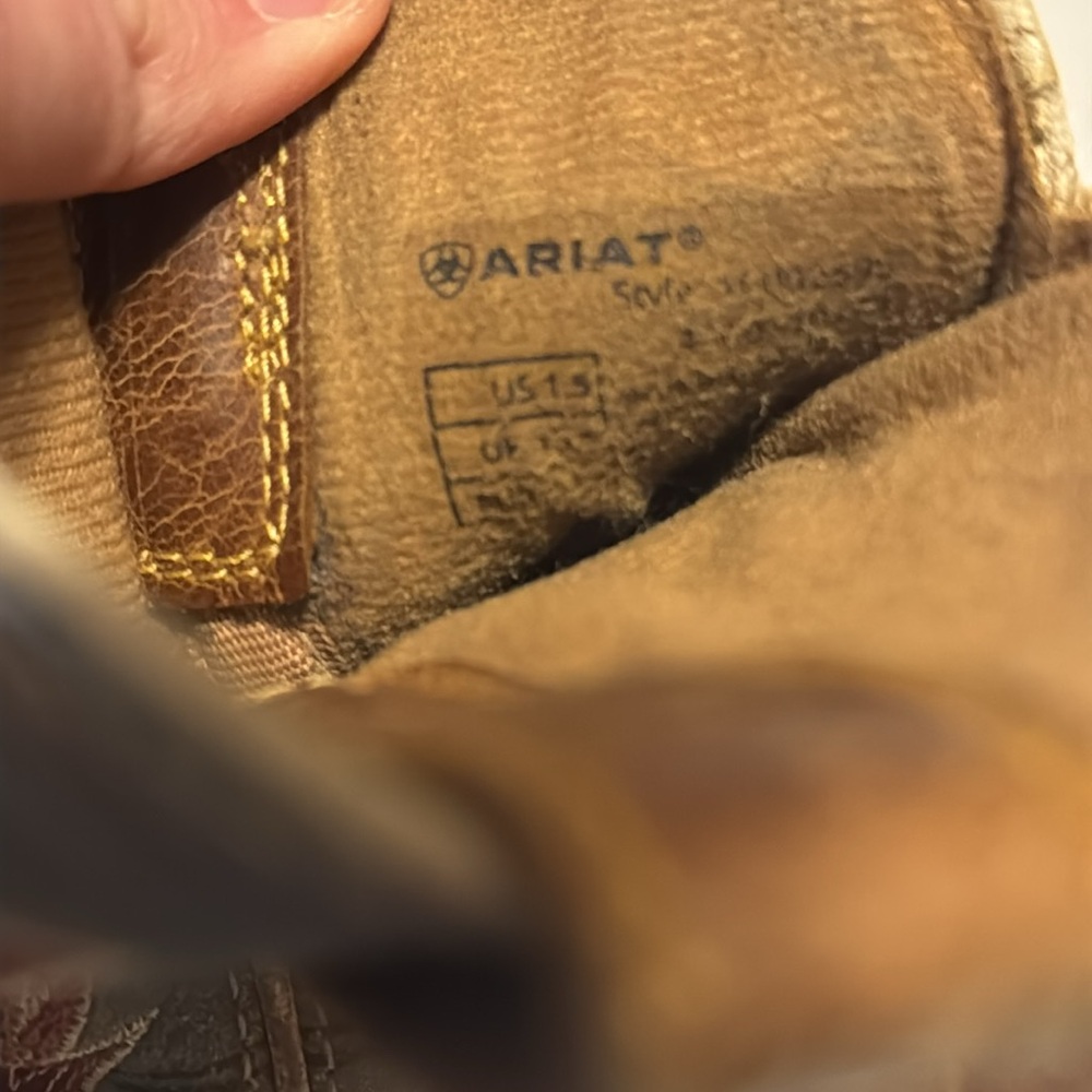 Ariat boots - Picture 8 of 8